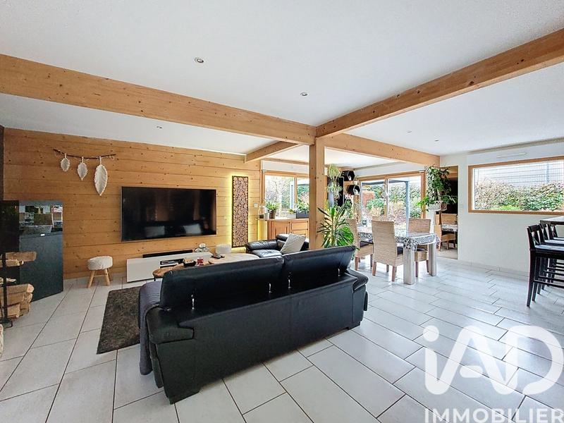 Maison - 165 m² - 8 pièces