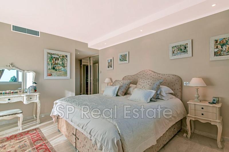 Appartement - 121 m² - 4 pièces