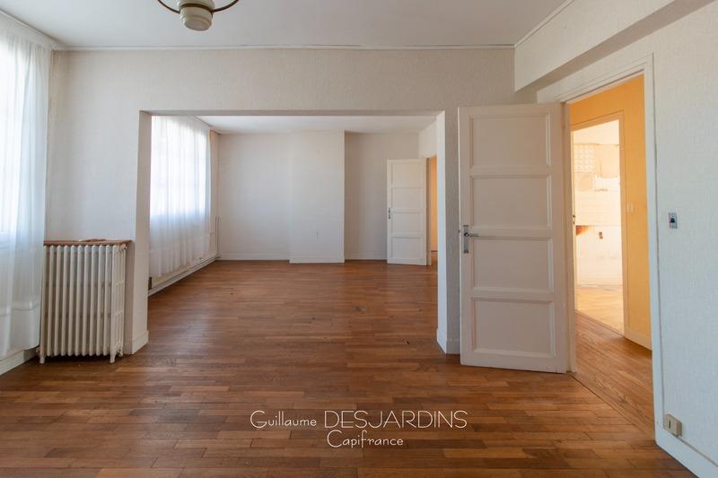 Maison de ville - 175 m² - 9 pièces