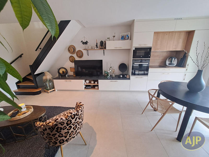 Maison - 87 m² - 4 pièces