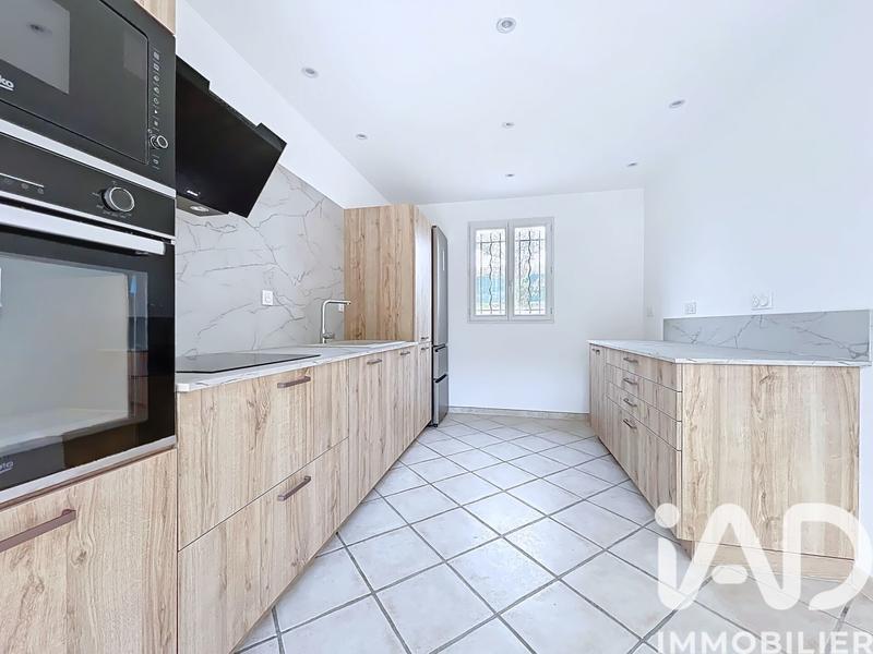 Maison - 110 m² - 4 pièces