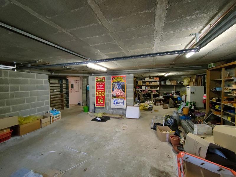 Maison - 210 m² - 6 pièces