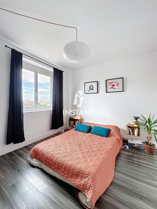 Appartement - 95 m² - 4 pièces