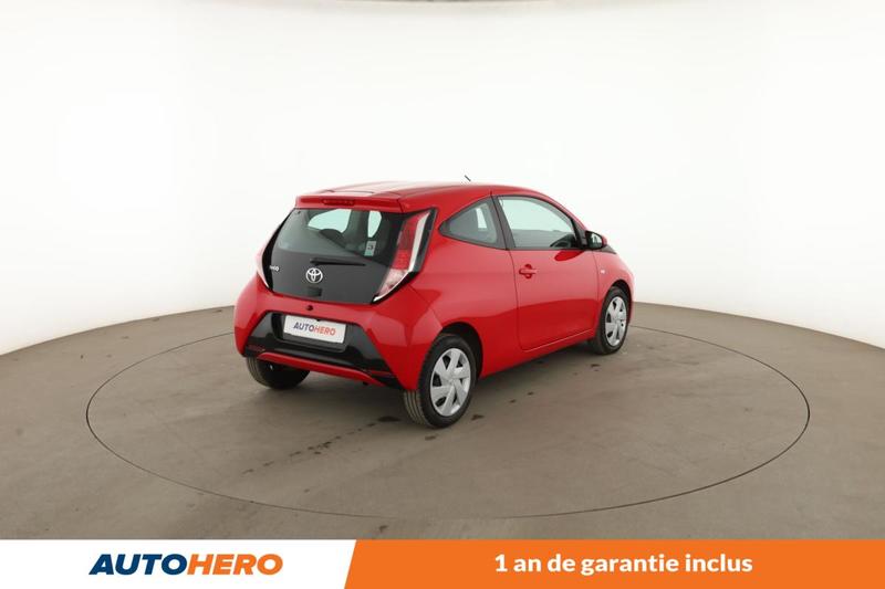 Toyota Aygo 1.0 Vvt-i X-Play 5p 69 ch