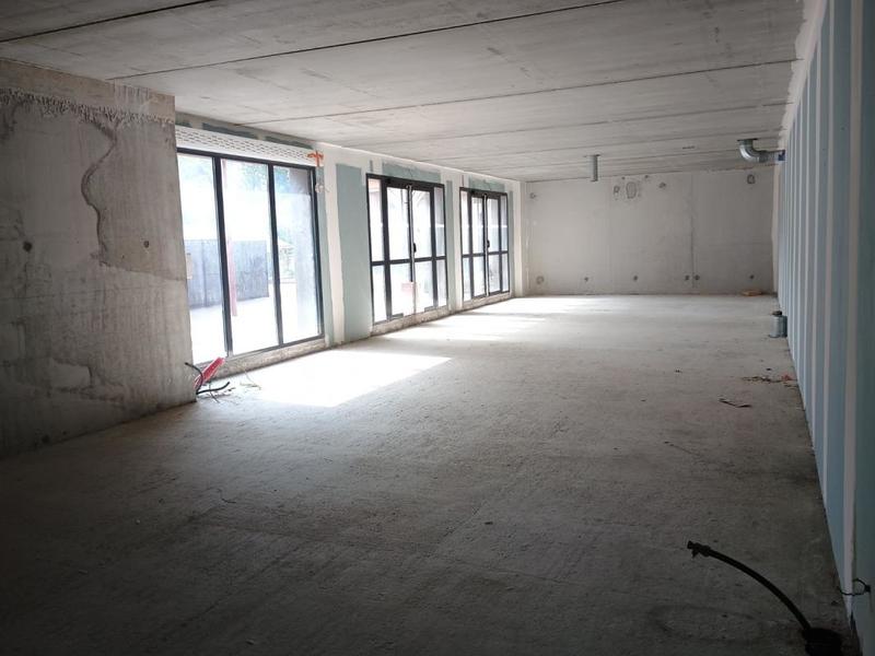 Local commercial - 160 m²