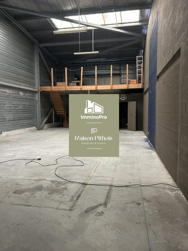 Local commercial - 150 m²