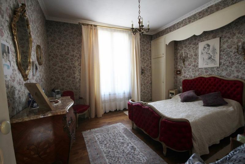 Maison - 145 m² - 9 pièces