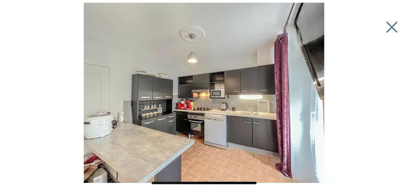 Maison - 180 m² - 7 pièces