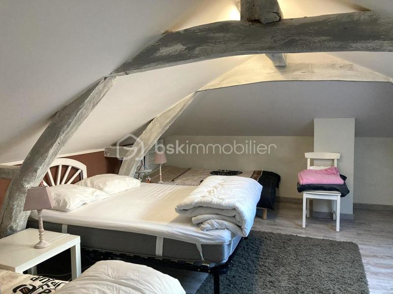 Maison traditionnelle - 104 m² - 5 pièces