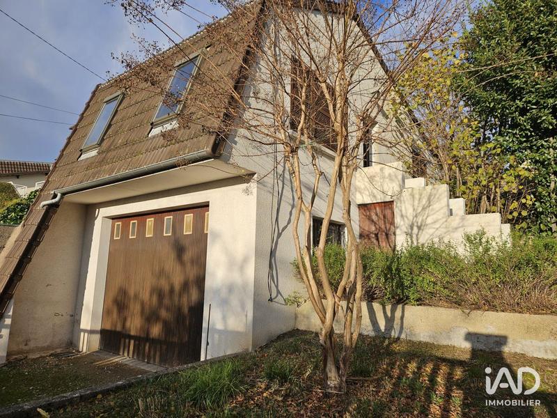 Maison - 90 m² - 4 pièces