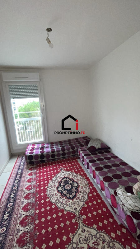 Appartement - 80 m² - 4 pièces