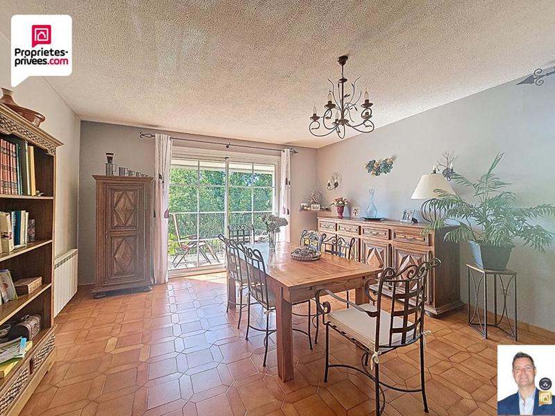 Villa - 183 m² - 6 pièces