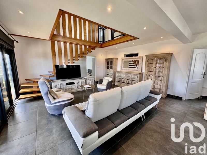 Maison - 163 m² - 6 pièces