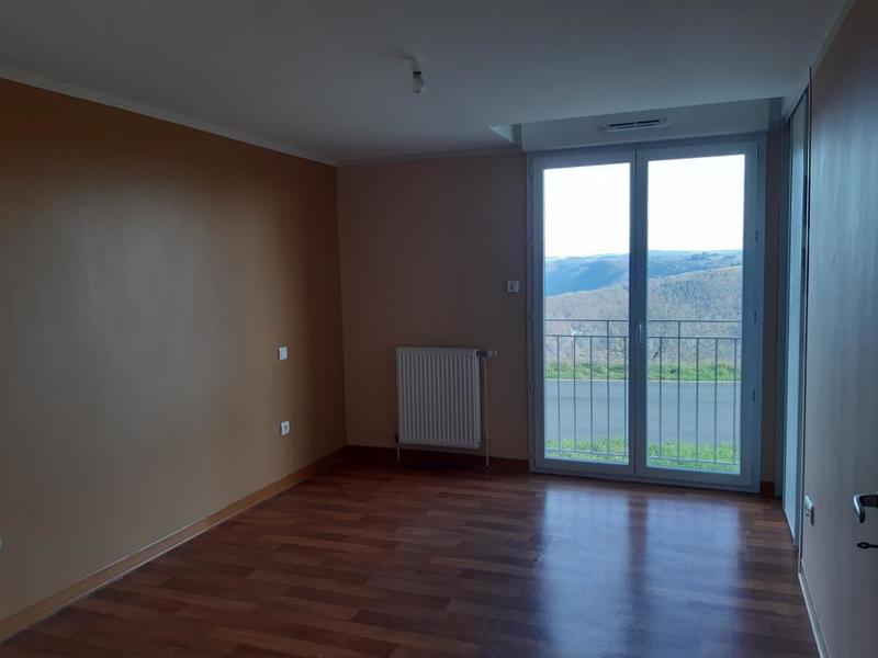 Appartement - 106 m² - 4 pièces