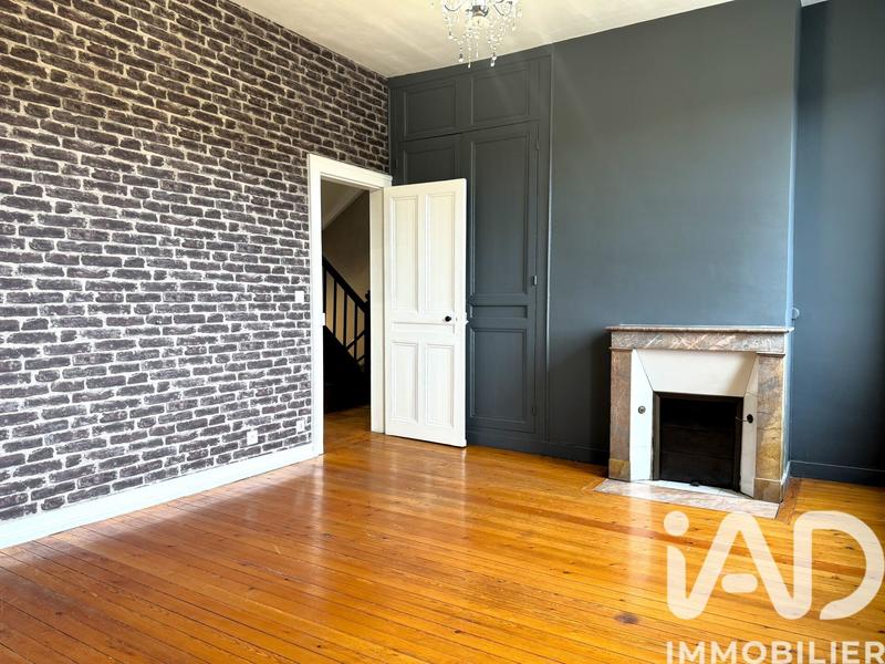 Maison - 202 m² - 6 pièces