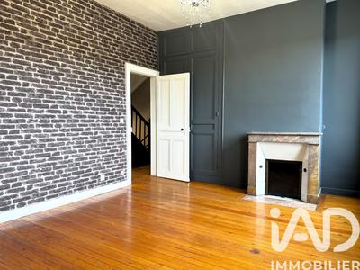 Maison - 202 m² - 6 pièces