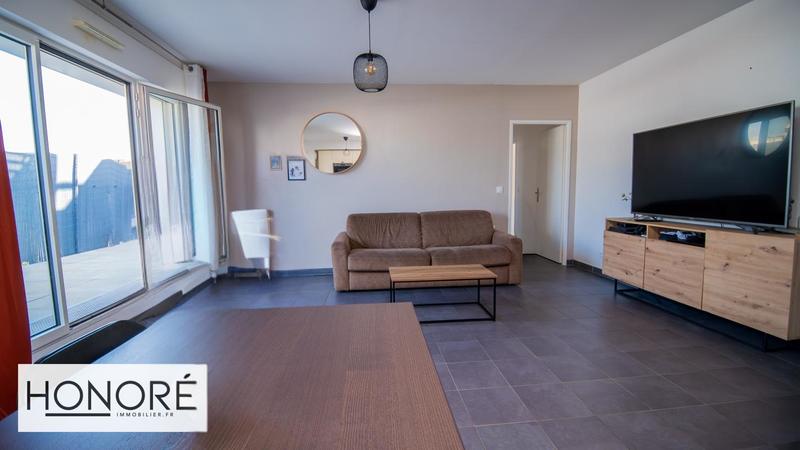 Appartement - 80 m² - 4 pièces