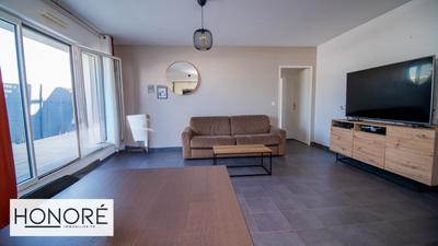 Appartement - 80 m² - 4 pièces