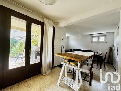 Maison - 180 m² - 10 pièces