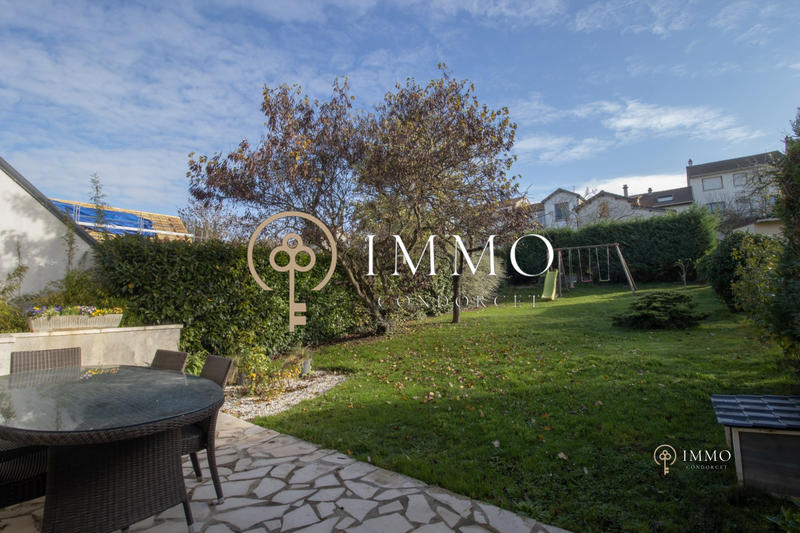 Maison - 150 m² - 7 pièces