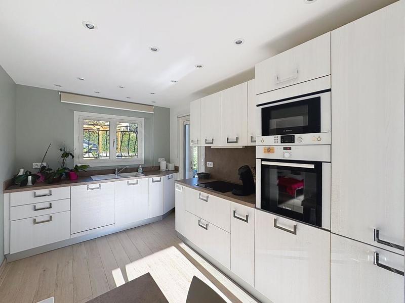 Maison - 114 m² - 4 pièces