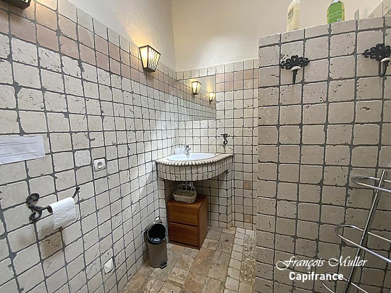 Fonds de commerce - 552 m²