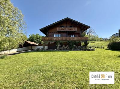 Châlet - 248 m² - 8 pièces