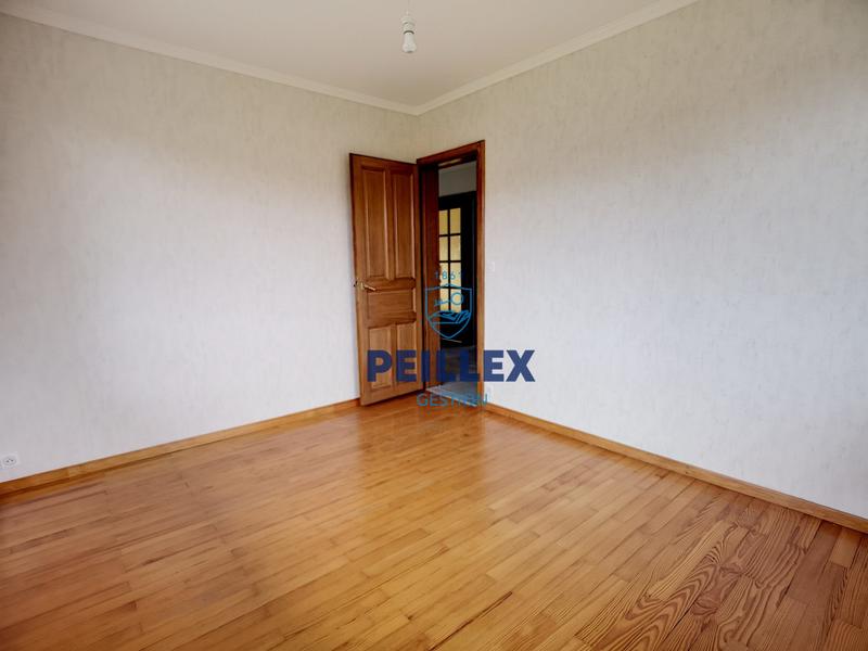 Maison - 122 m² - 6 pièces