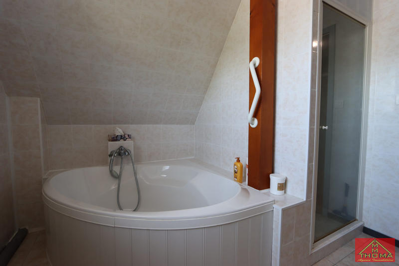 Maison - 96 m² - 5 pièces