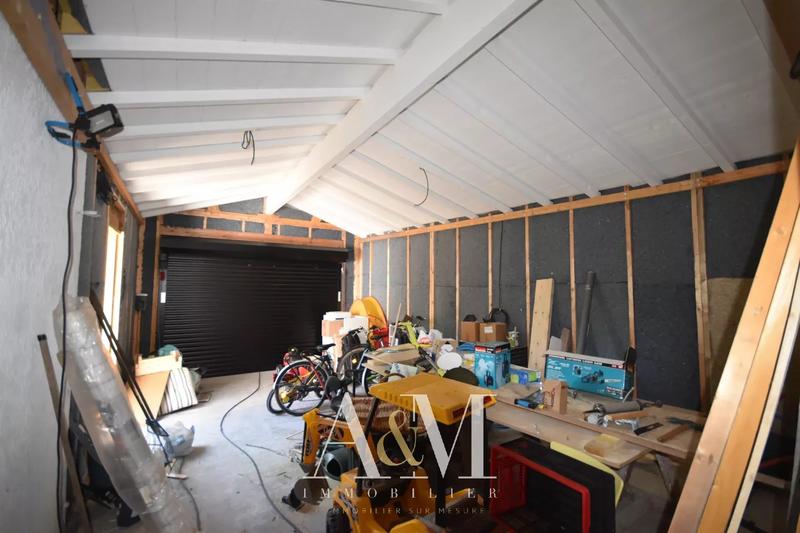 Maison - 200 m² - 5 pièces