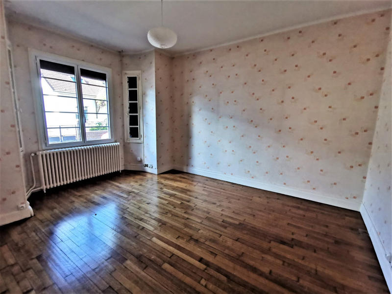 Maison - 140 m² - 7 pièces