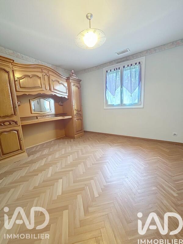 Maison - 85 m² - 5 pièces