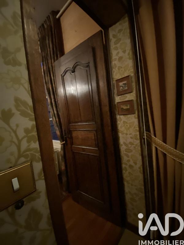 Maison - 224 m² - 11 pièces