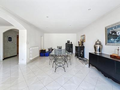 Maison - 188 m² - 6 pièces