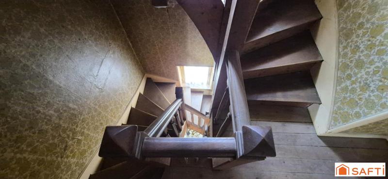 Maison - 176 m² - 8 pièces