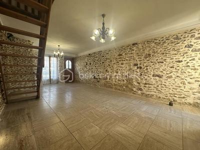 Maison - 83 m² - 4 pièces