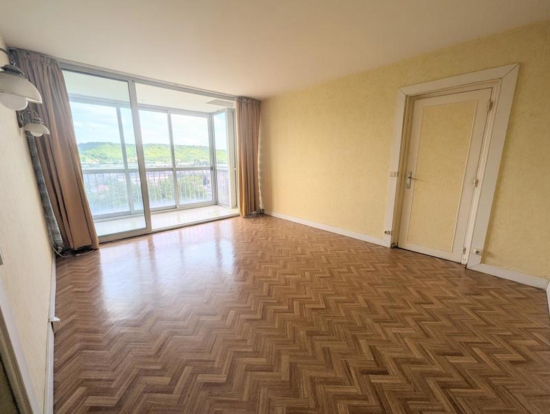 Appartement - 70 m² - 4 pièces