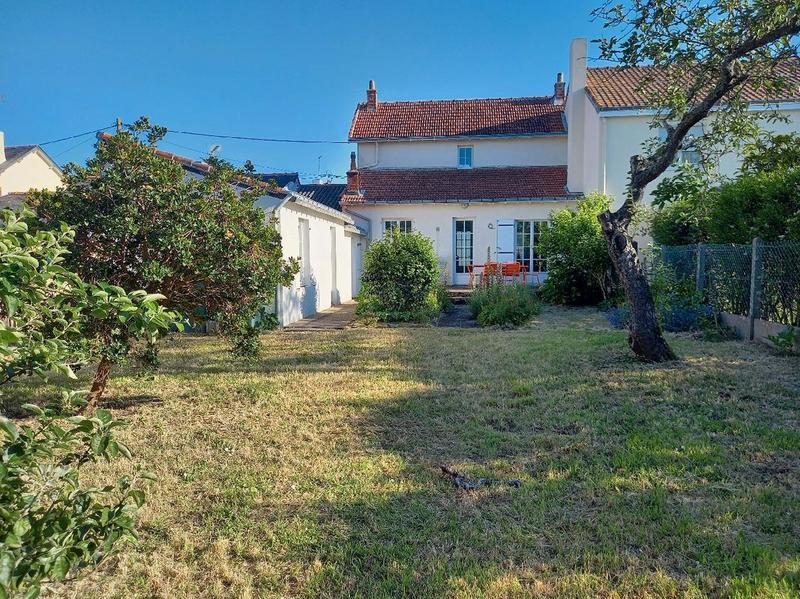 Maison - 80 m² - 4 pièces