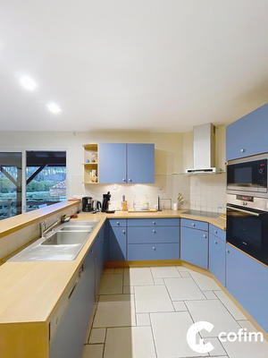 Maison - 97 m² - 4 pièces