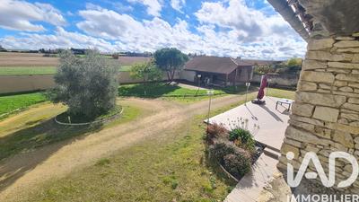 Maison - 327 m² - 7 pièces