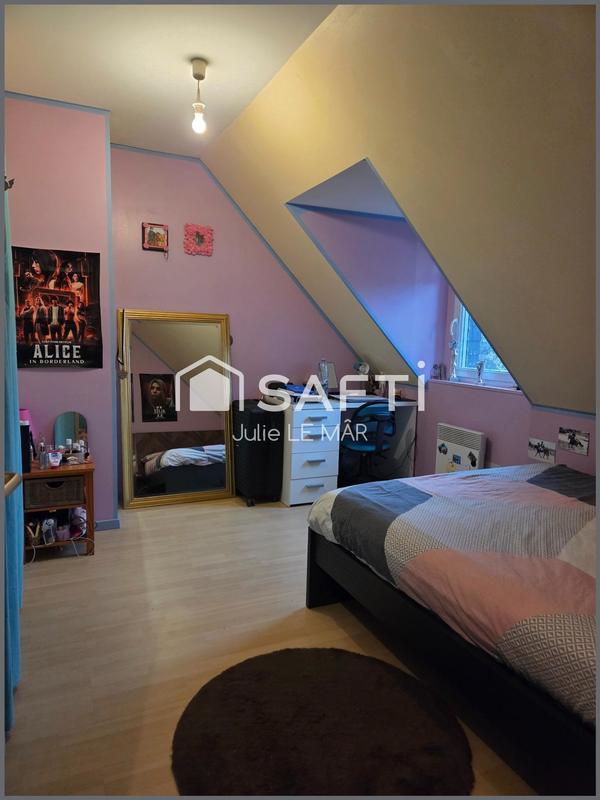 Maison - 90 m² - 5 pièces