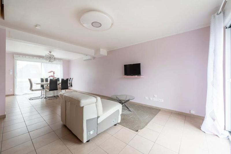 Maison - 89 m² - 5 pièces