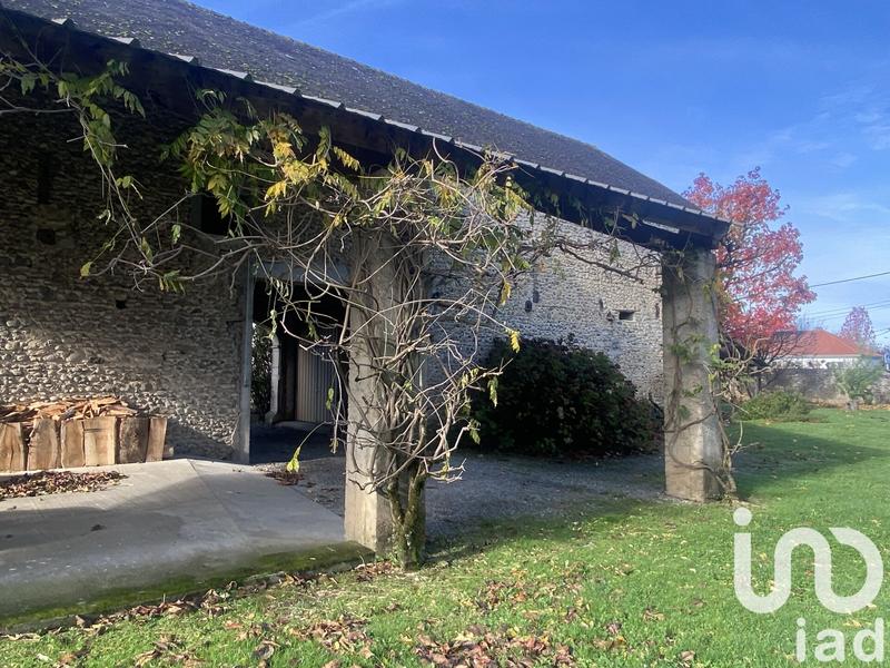 Maison - 412 m² - 10 pièces