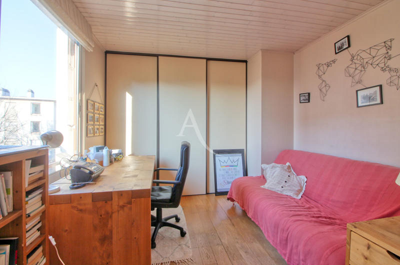 Appartement - 86 m² - 5 pièces