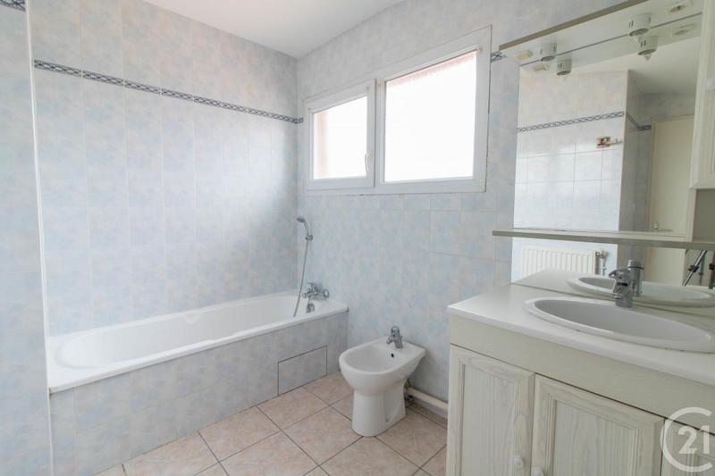 Villa - 124 m² - 5 pièces