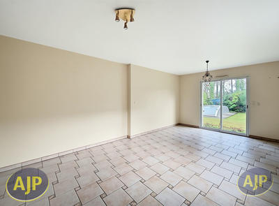 Maison - 136 m² - 6 pièces