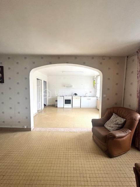 Maison en pierre - 85 m² - 5 pièces