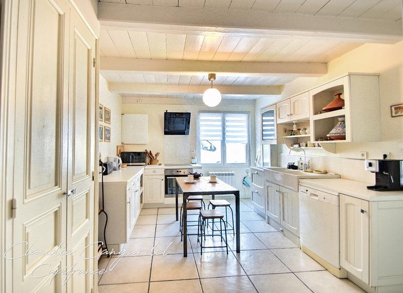 Maison - 182 m² - 6 pièces