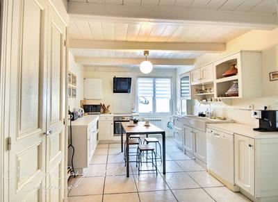 Maison - 182 m² - 6 pièces