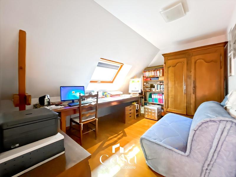 Maison - 143 m² - 7 pièces